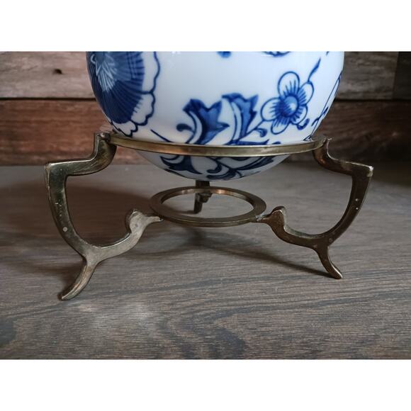 Carpet Ball Decorative Orb Chinoiserie with Brass Stand 4in Blue White - Picture 3 of 3